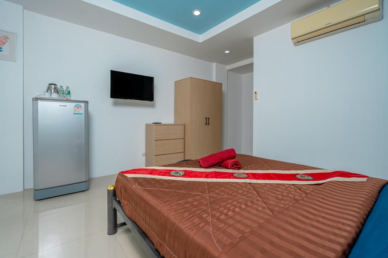 Nice To Meat You Rooms Patong Екстер'єр фото