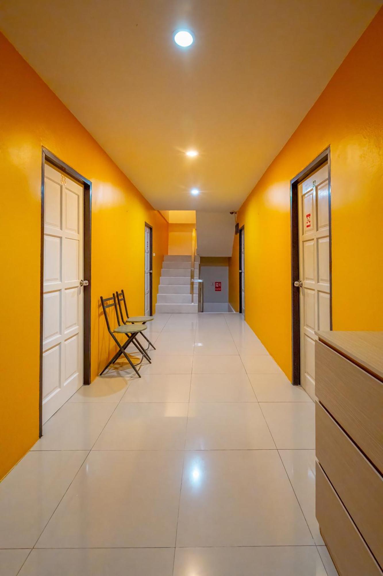 Nice To Meat You Rooms Patong Екстер'єр фото